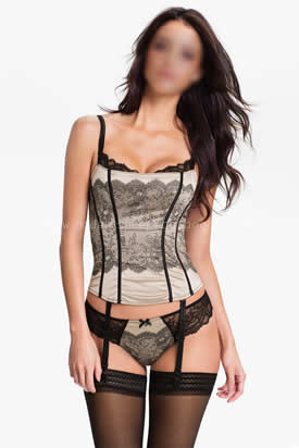 Mujer de compañia Anahaí.